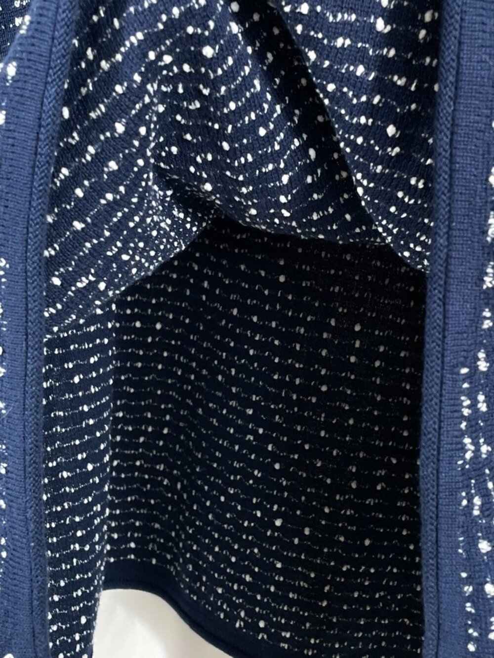 LIV by Habitat Navy Speckled Textured Knit Boxy Crop Sweater Medium - Picture 7 of 11